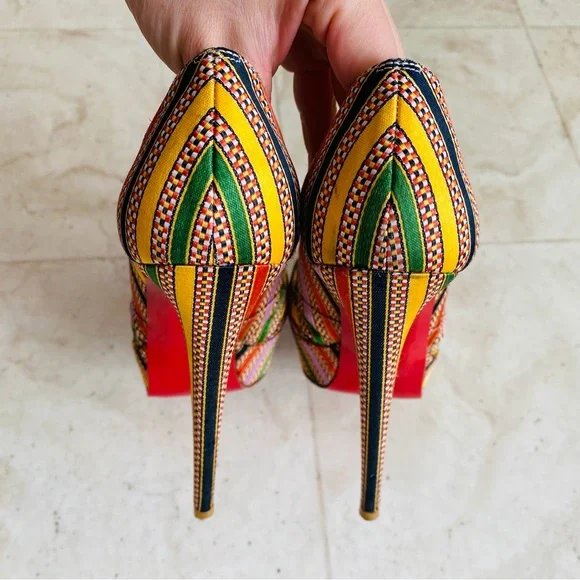 Christian Louboutin Made in Italy Rasta Damas Greissimo Satin Pumps Heels Size 7